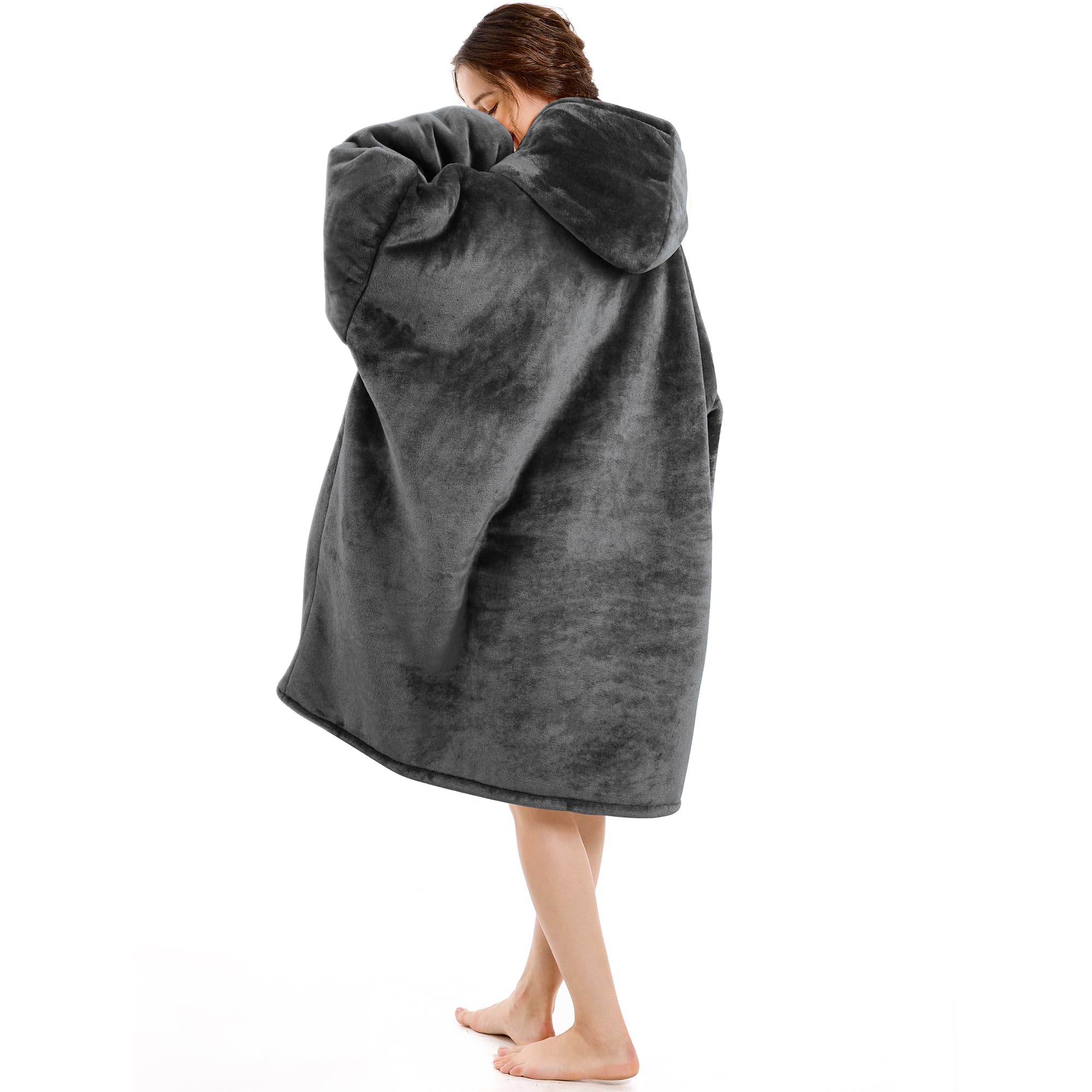 Narecte close-up of flannel and Sherpa fabric highlighting soft texture and insulation