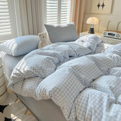 Nayoroom close-up of washed microfiber texture for soft, breathable comfort