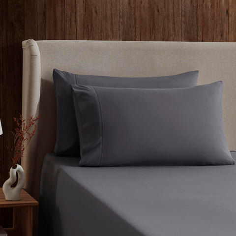 Nestl microfiber close-up highlighting soft texture and comfort benefit