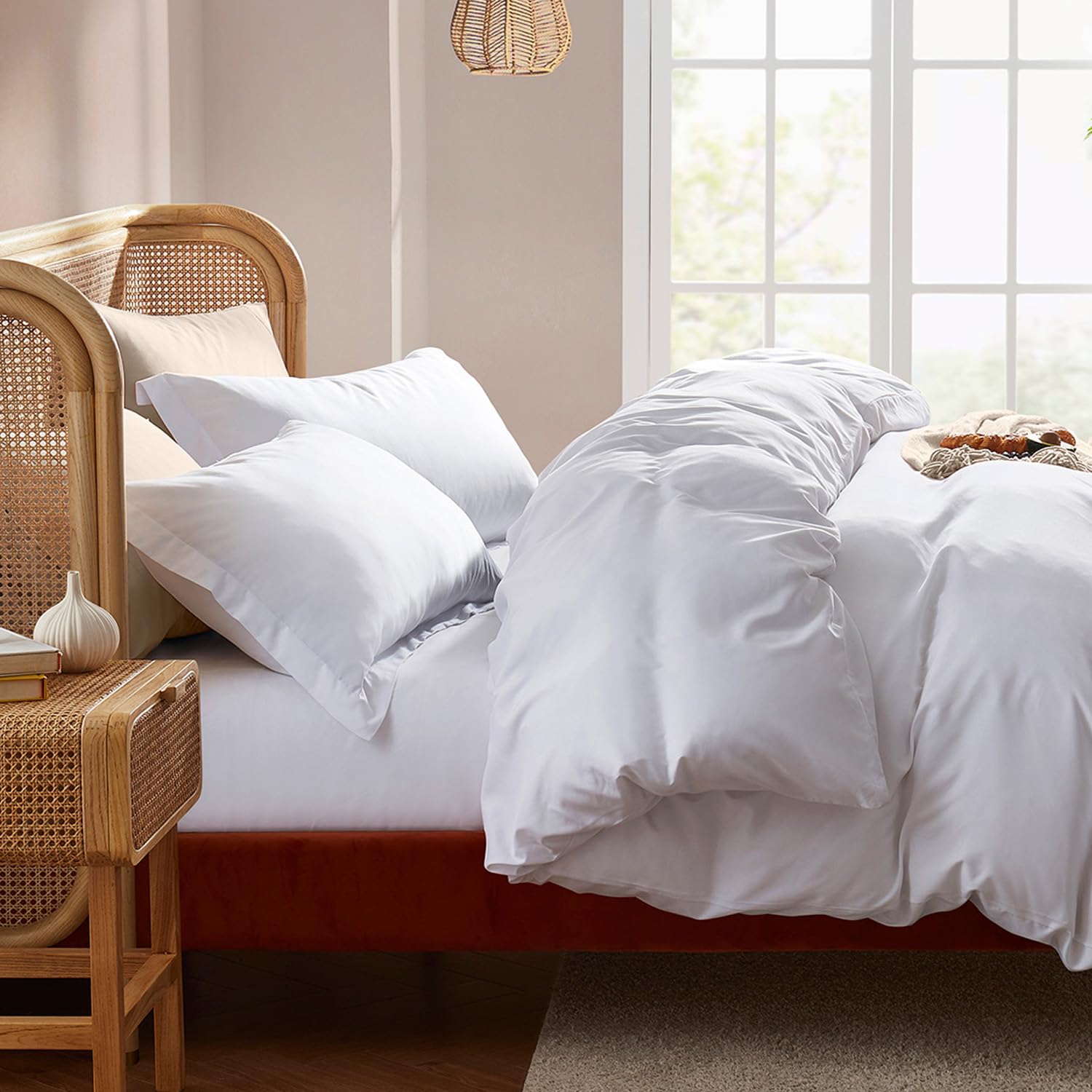 Nestl size comparison showing queen 90x90 inches fitting standard mattress