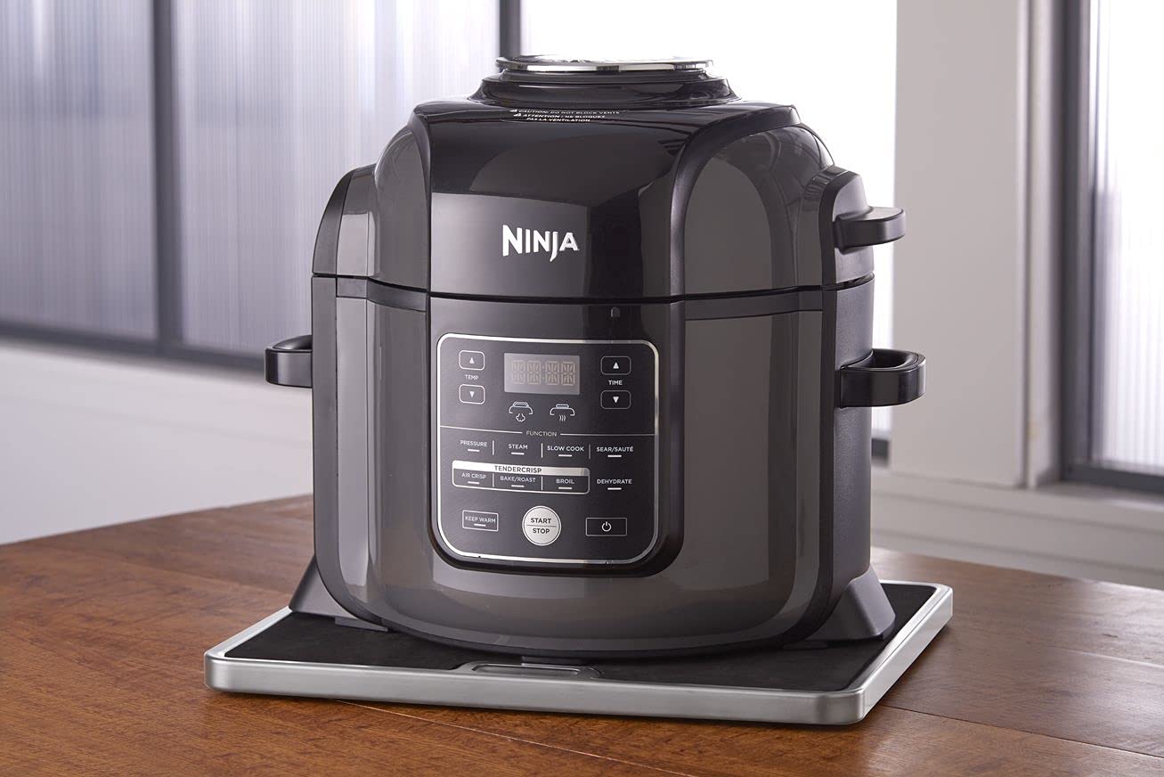 Nifty Solutions tray supporting toaster and blender for tidy countertop storage