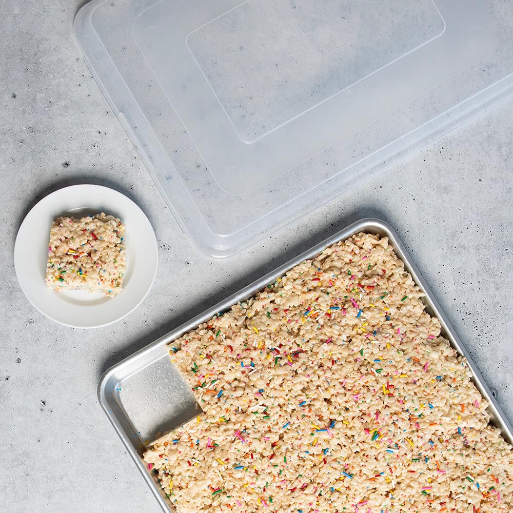 Nordic Ware rim detail of encapsulated steel edge offering warp-resistant durability