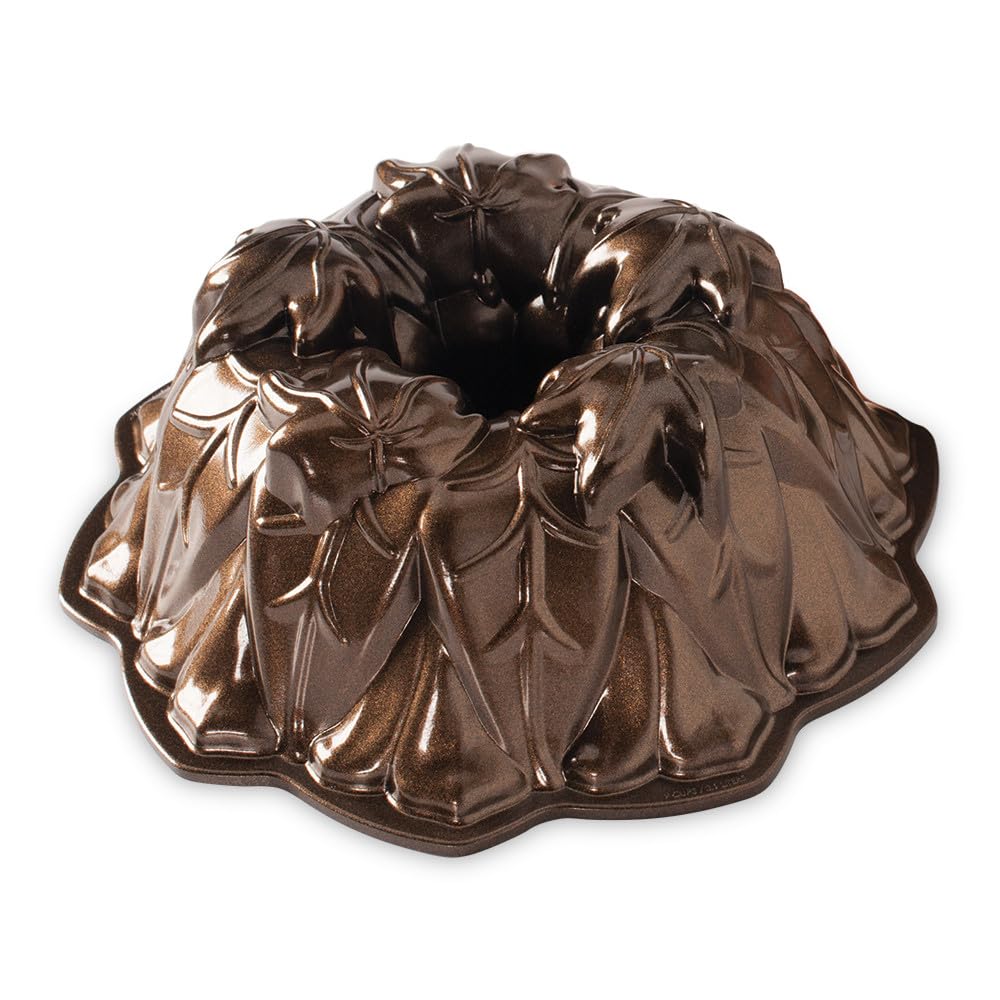 Nordic Ware close-up of leaf pattern capturing intricate detail for decorative cakes