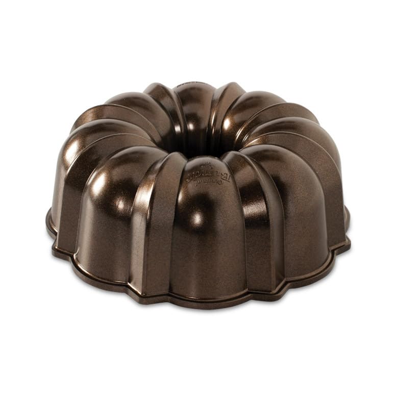 Nordic Ware close-up of pan pattern highlighting crisp details for decorative cakes