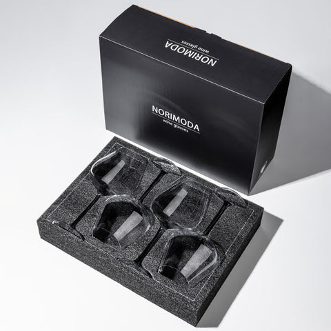 NORIMODA bowl closeup showing wide bowl that enhances wine aroma