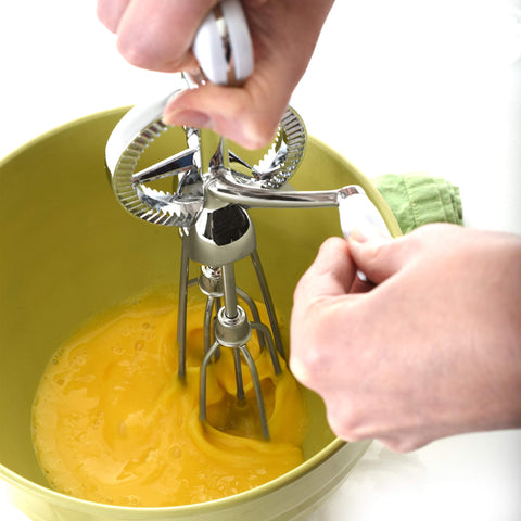 Norpro ergonomic plastic handle and polished crank gear detail for comfortable grip