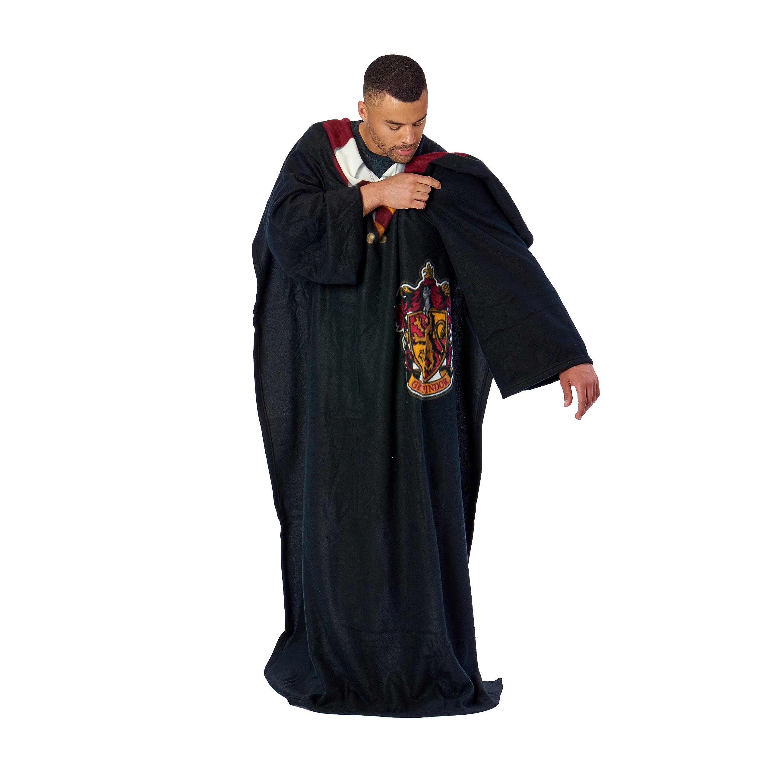 Northwest Gryffindor sleeves detail demonstrating arm mobility and warmth