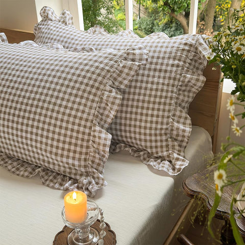 NSNLGSGC scale comparison image of sheet on mattress to show secure fit