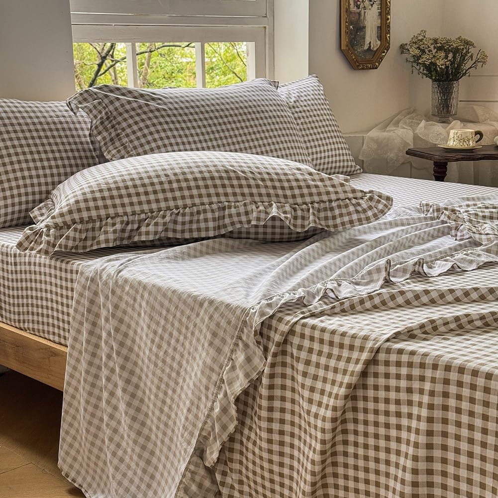 NSNLGSGC front packaging showing tan gingham and ruffled set, adds charming decor