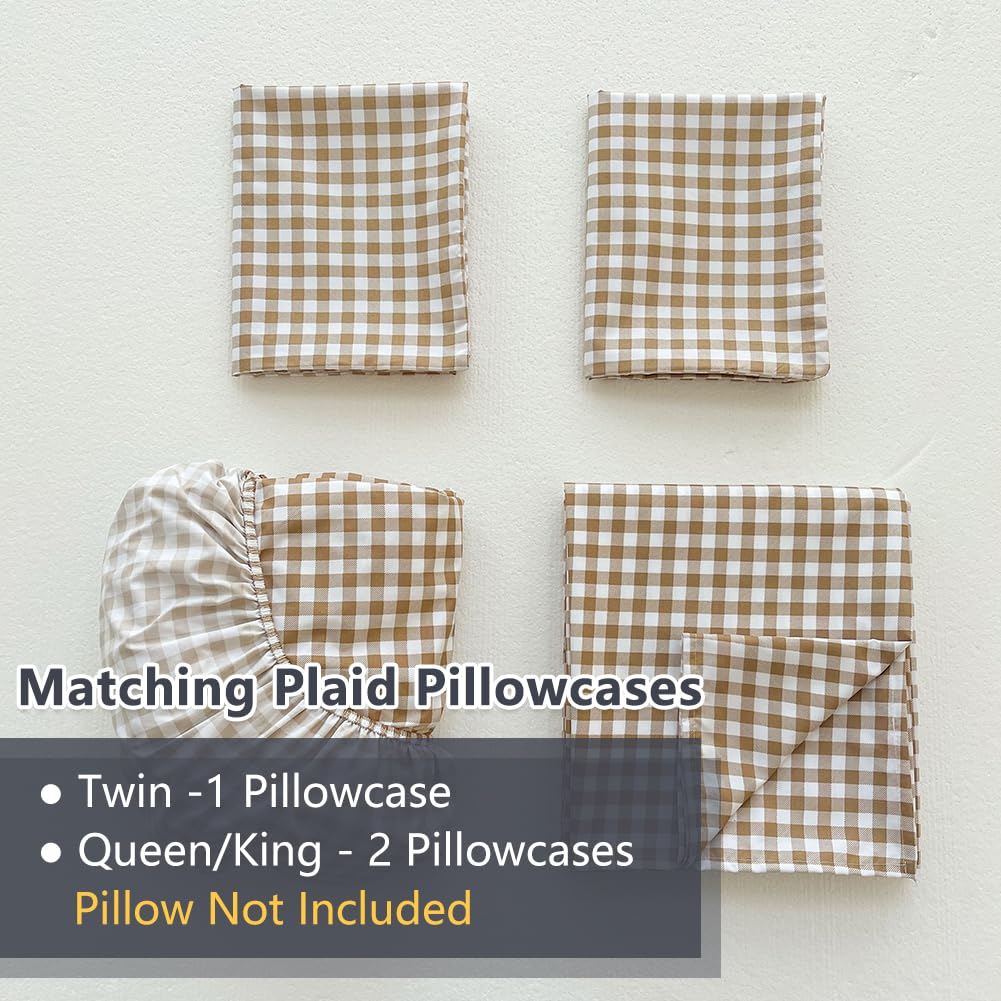 NSNLGSGC freshly laundered sheets folded to show easy-care convenience and lasting color