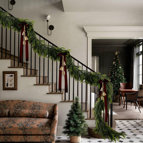 N&T NIETING garland next to a ruler showing true 9ft length and scale
