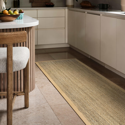 nuLOOM Elijah front view showing border and natural beige tone for cohesive décor