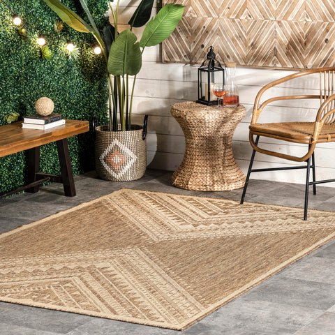 nuLOOM Landry brown front view showing geometric design and durable finish