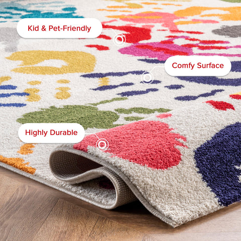 nuLOOM Pinkie pile texture detail illustrates medium pile comfort and easy cleaning