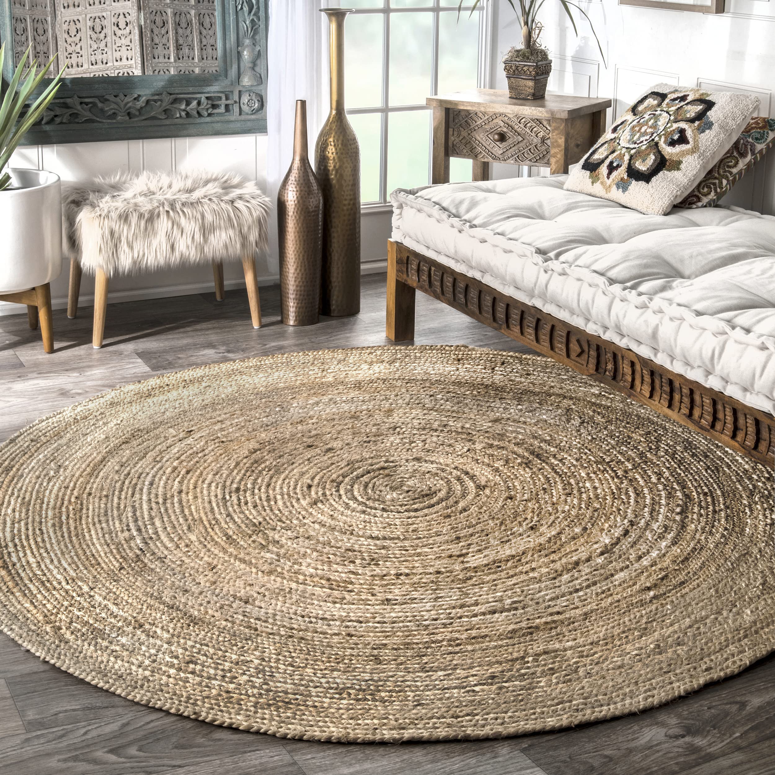 nuLOOM jute rug front view showing round farmhouse look and warm texture