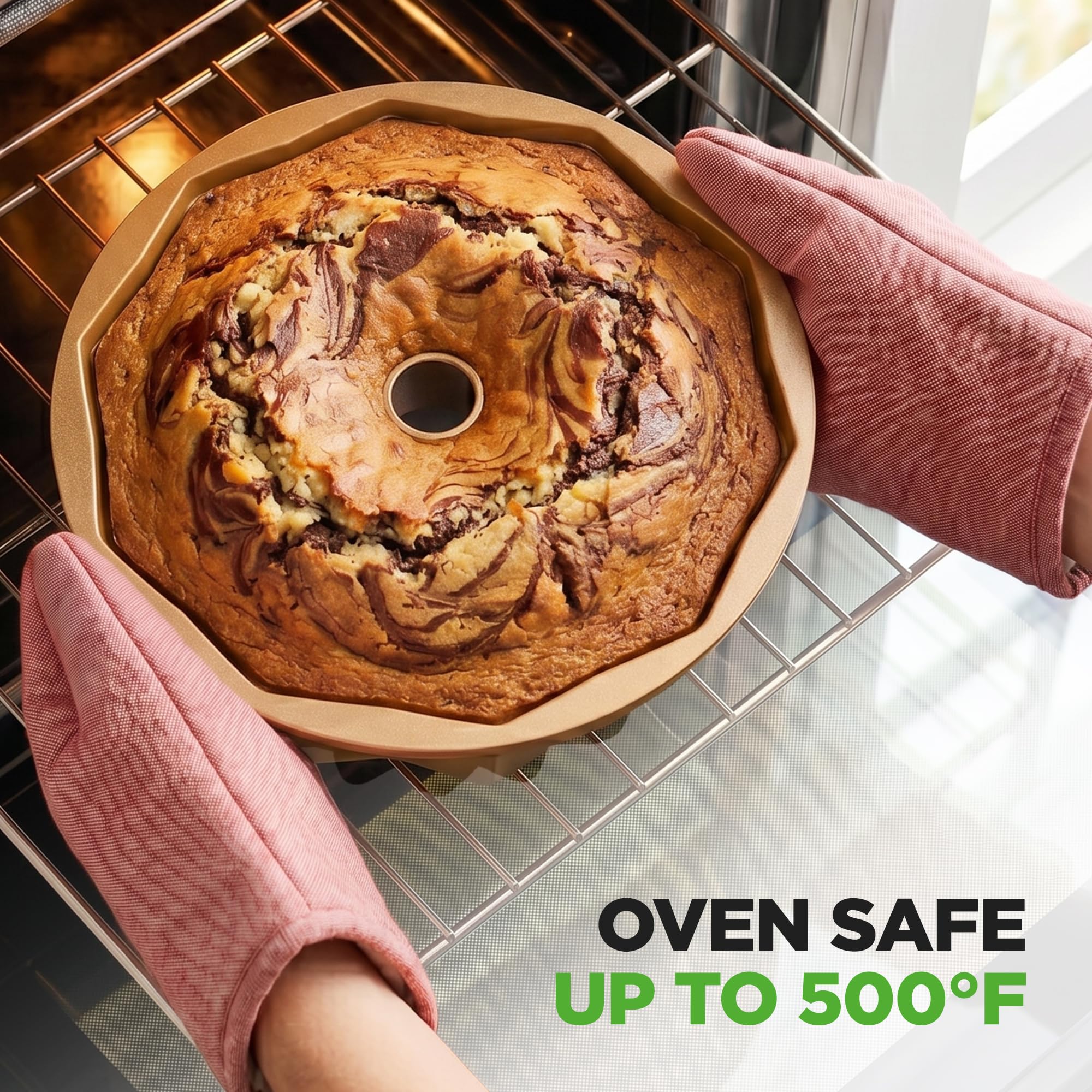 NutriChef unmolded cake in wreath shape highlighting easy release and neat edges