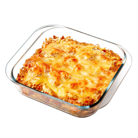 NUTRIUPS front view of square baking dish shows clear glass and clean rim, convenient for serving