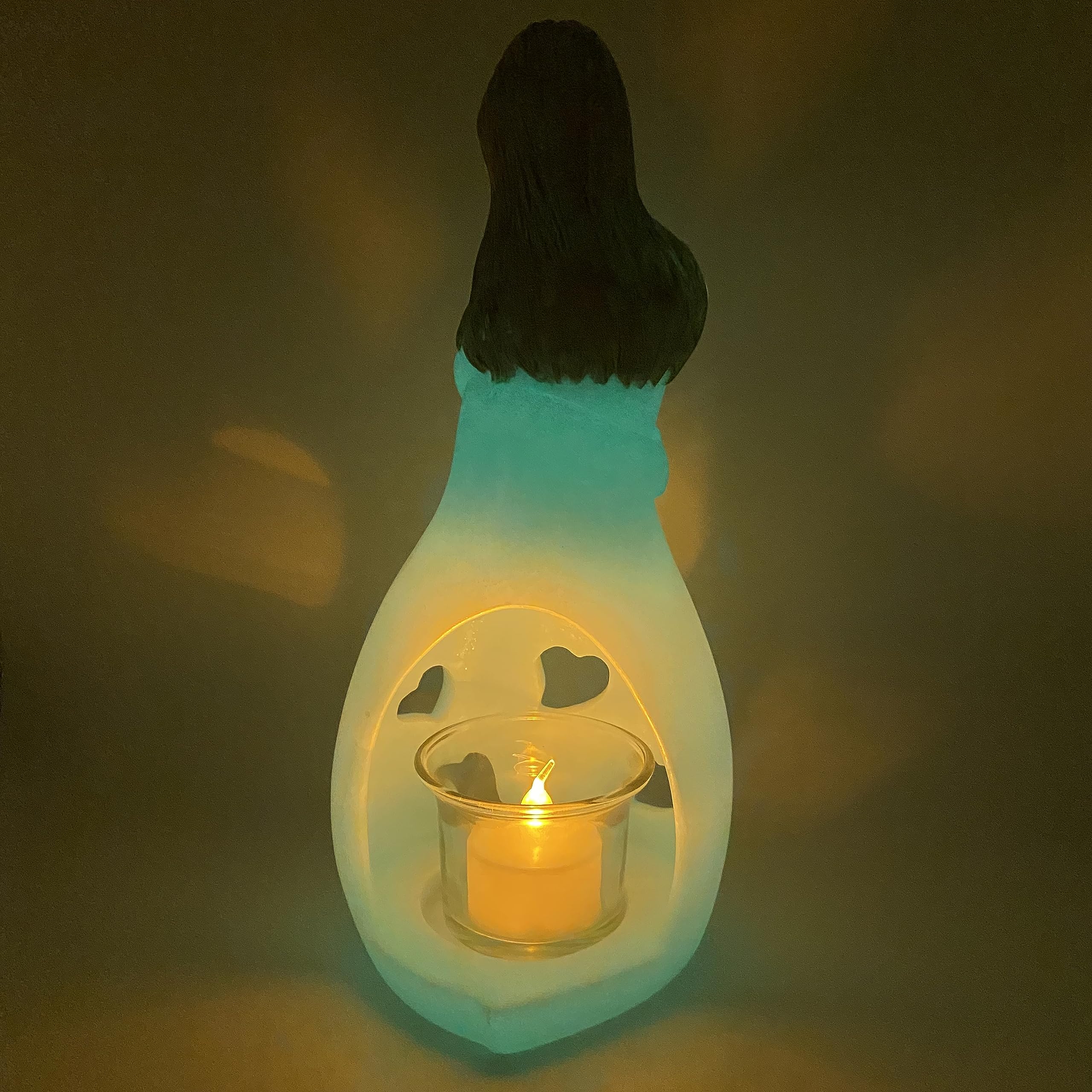 OakiWay displayed in a bedroom creating relaxing atmosphere
