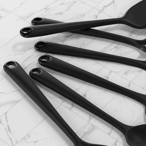 oannao pasta server lifting spaghetti neatly for precise serving