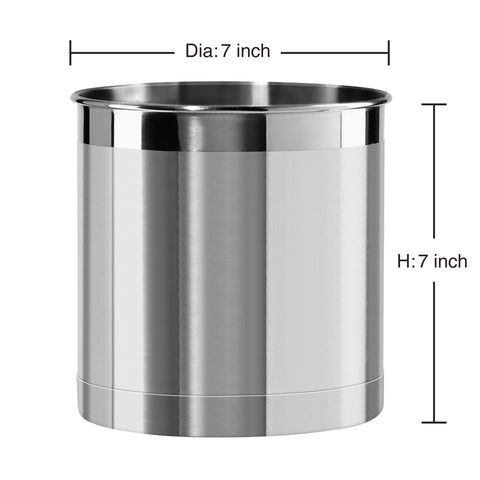 Oggi underside view showing flat base and non-slip design for steady placement