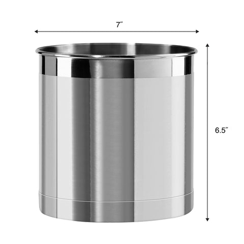 Oggi size comparison with wooden spoon and coffee mug to show real-world scale