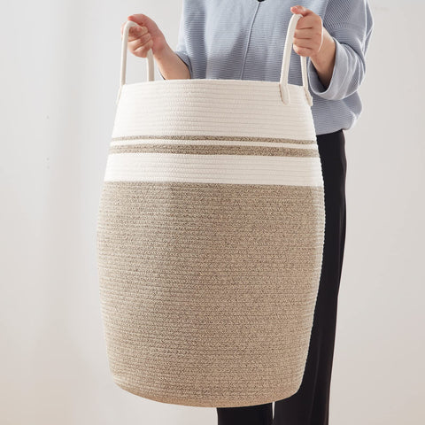 OIAHOMY label and stitched detail emphasizing high-quality construction