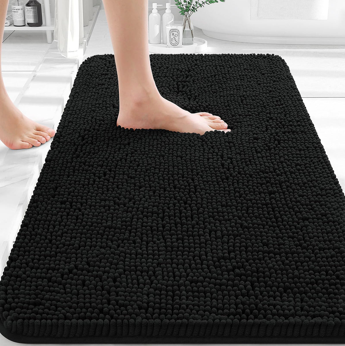 OLANLY bath rug front view showing color and plush comfort