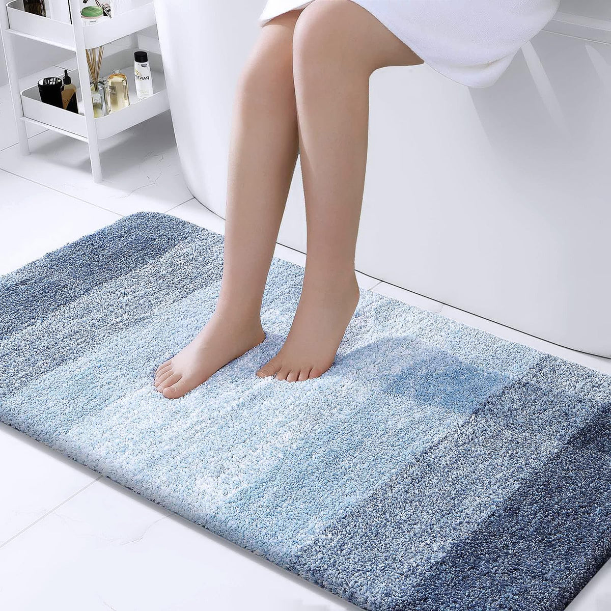 OLANLY front view of 47x24 runner showing plush comfort and absorbency