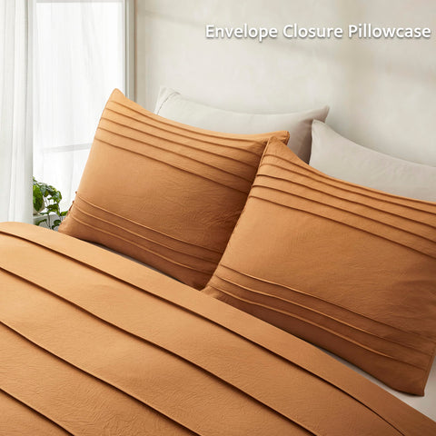Styled bedroom with Oli Anderson duvet set demonstrating cozy layered decor