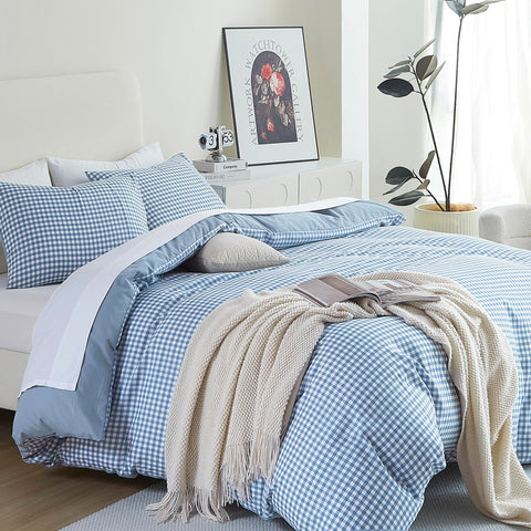 Oli Anderson close-up of microfiber texture highlighting softness and breathable comfort