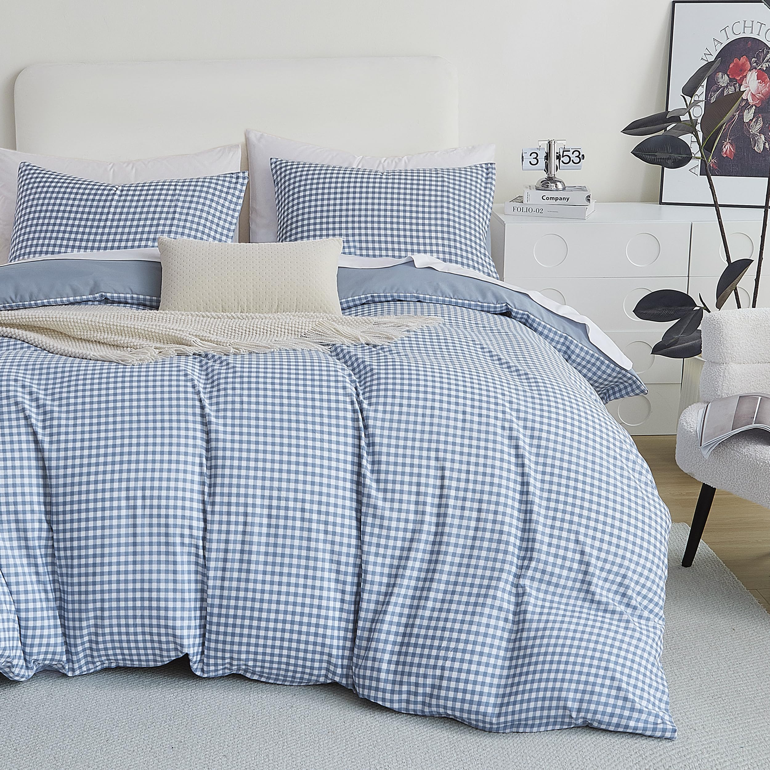 Oli Anderson front view of blue gingham comforter showing classic pattern and inviting look