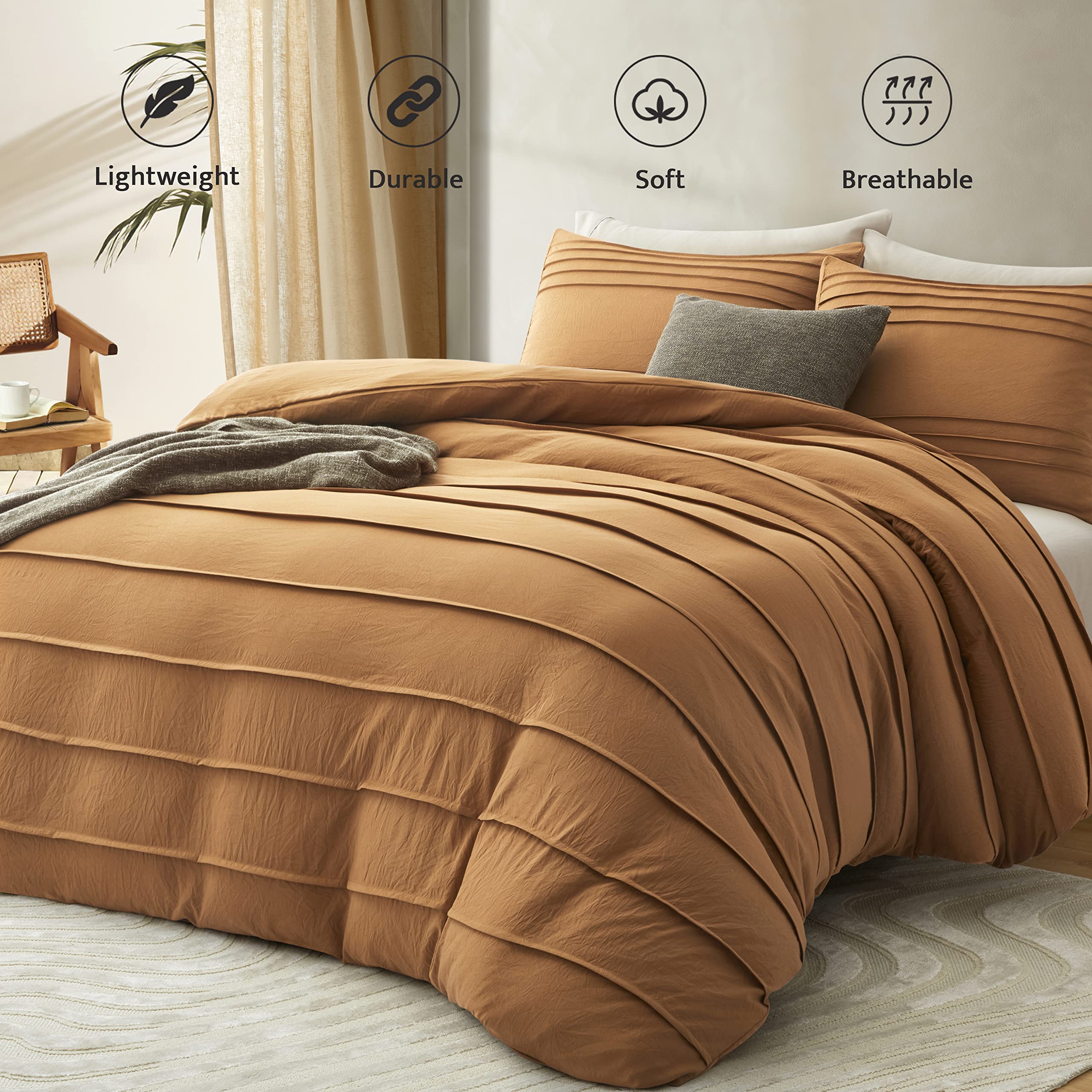 Close-up of pleated microfiber texture highlighting Oli Anderson softness benefit