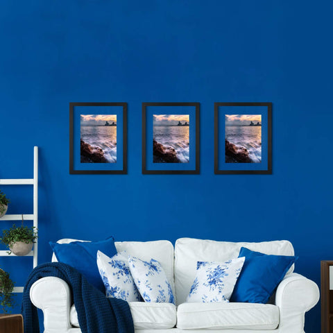 ONE WALL frame on tabletop demonstrating versatile desktop display and stable stance