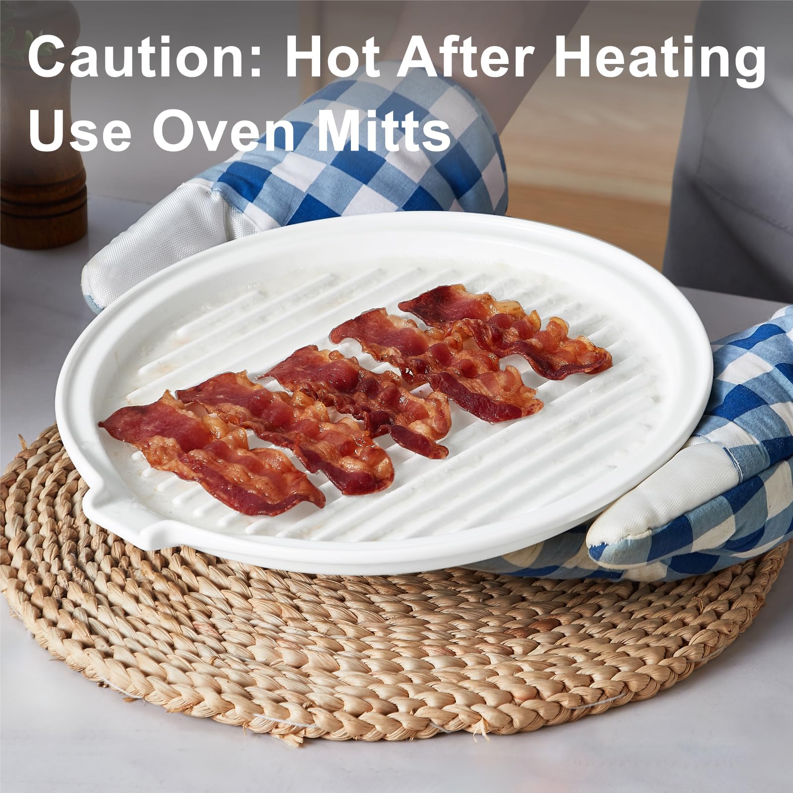 ONEMORE tray used as serving plate with breakfast spread for table-ready presentation