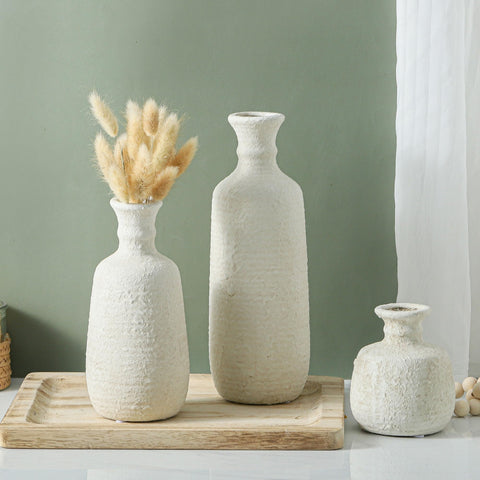 ooit vase held in hand showing scale and easy relocate benefit