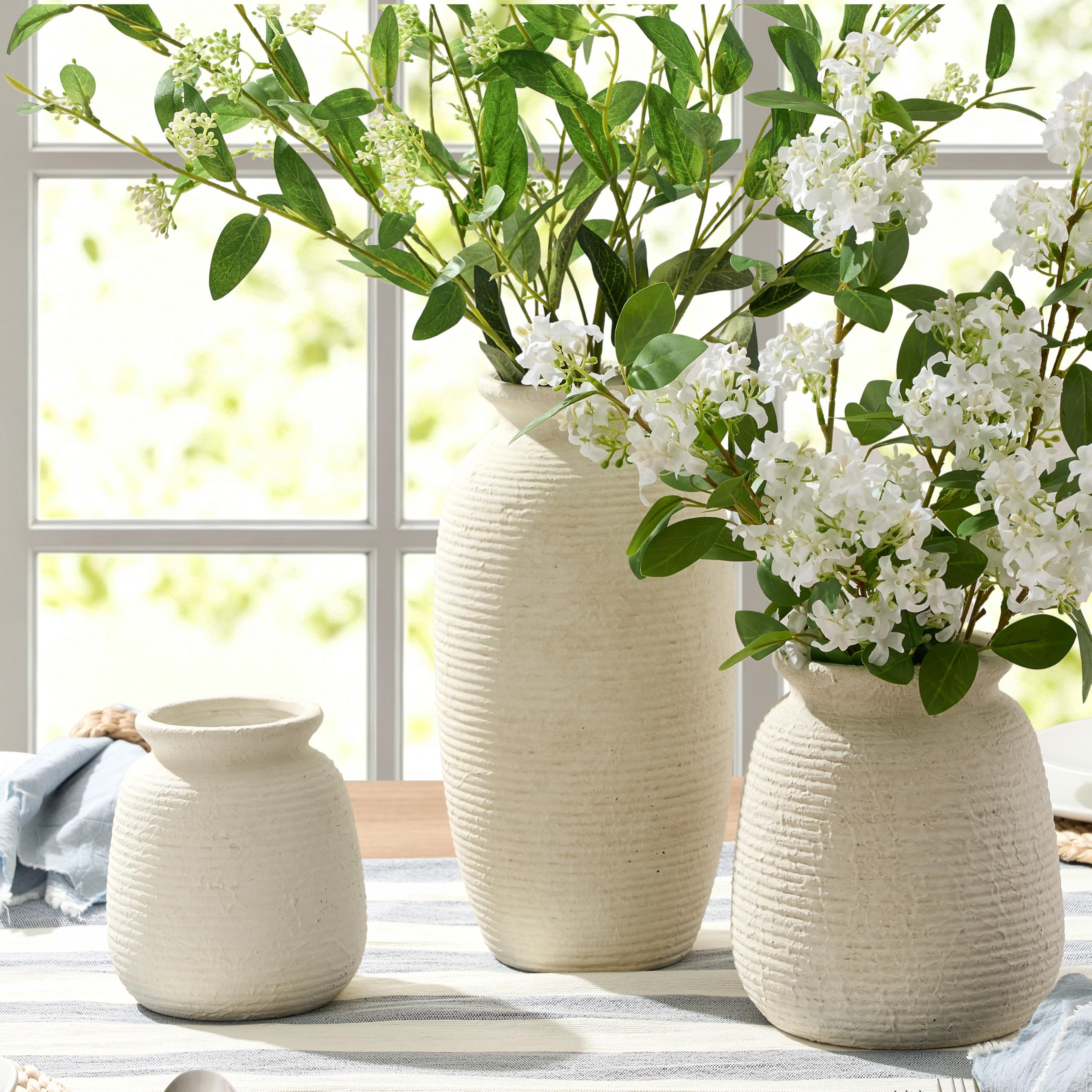 ooit vase holding dried pampas grass for long-lasting display