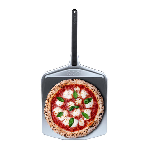 ooni 12" peel front view showing slim aluminium blade for easy launches