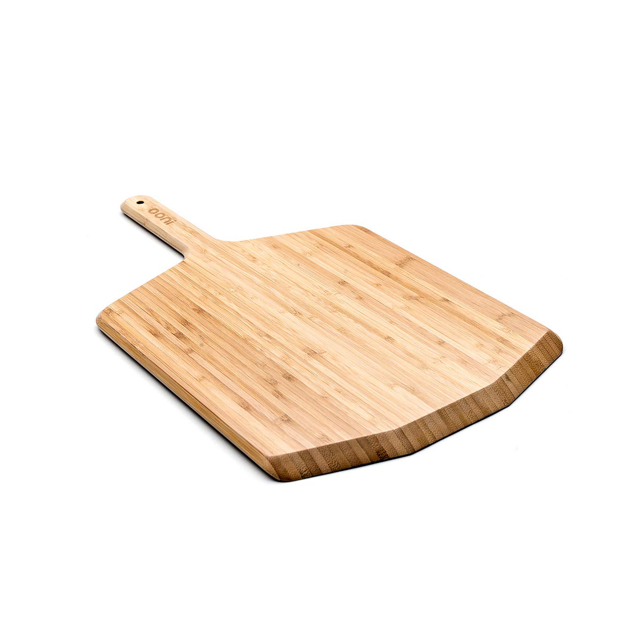 ooni bamboo peel edge closeup highlighting thin edge for quick slides