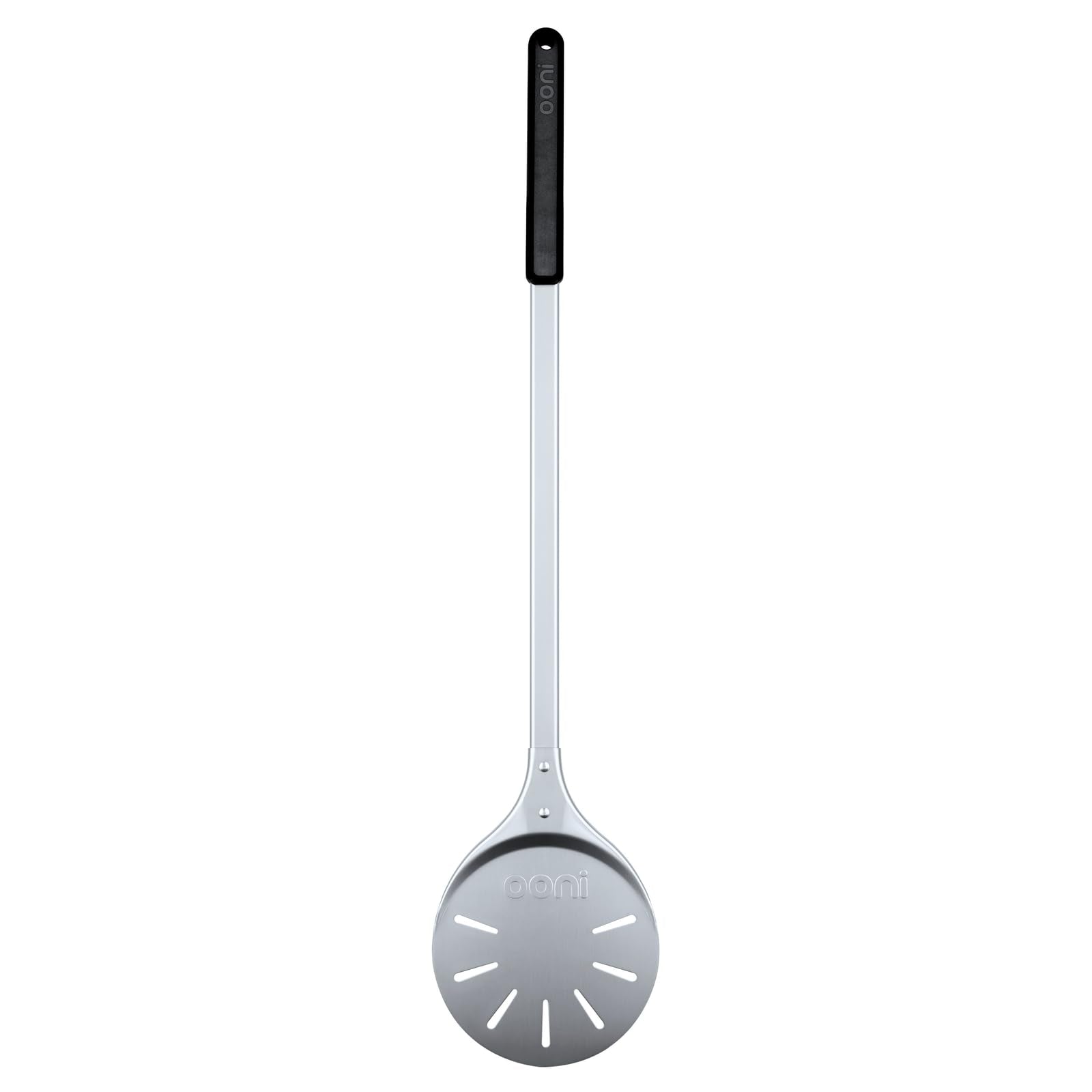ooni front paddle view showing slim aluminum face and easy slide benefit