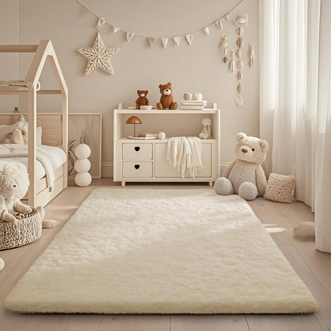 Ophanie rug beside chair showing 4x6 scale and floor coverage