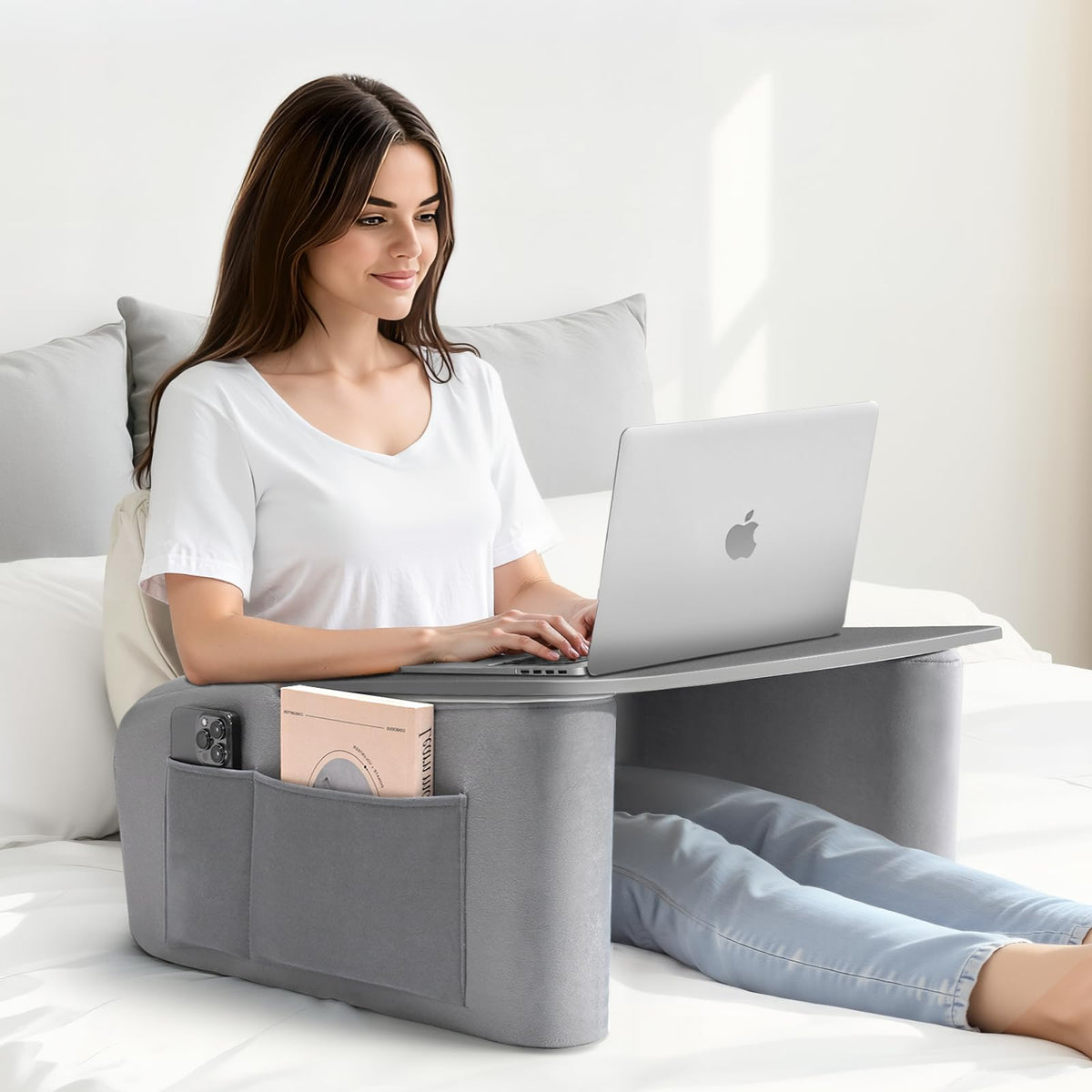 OPTIXCELL front view showing full wooden workspace and arm rests for stable use