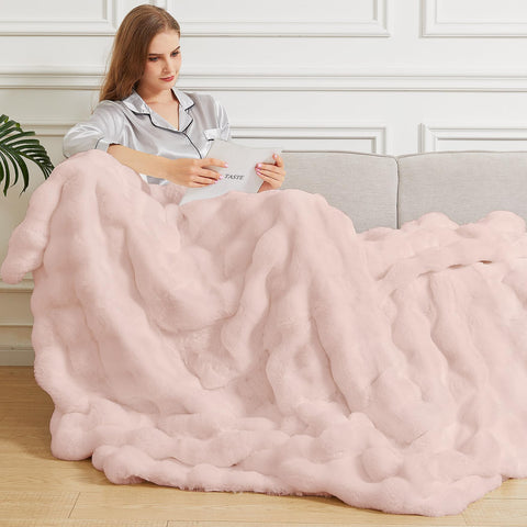 ORINOVA pink blanket front view showing plush finish and stylish color