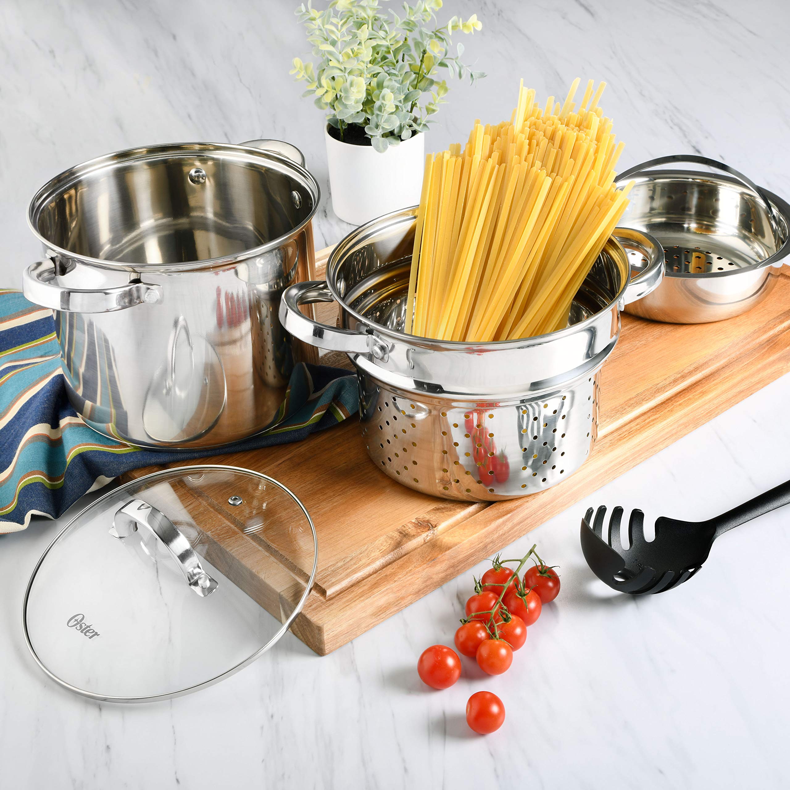Oster Sangerfield strainer insert shown lifting to drain pasta without splashes