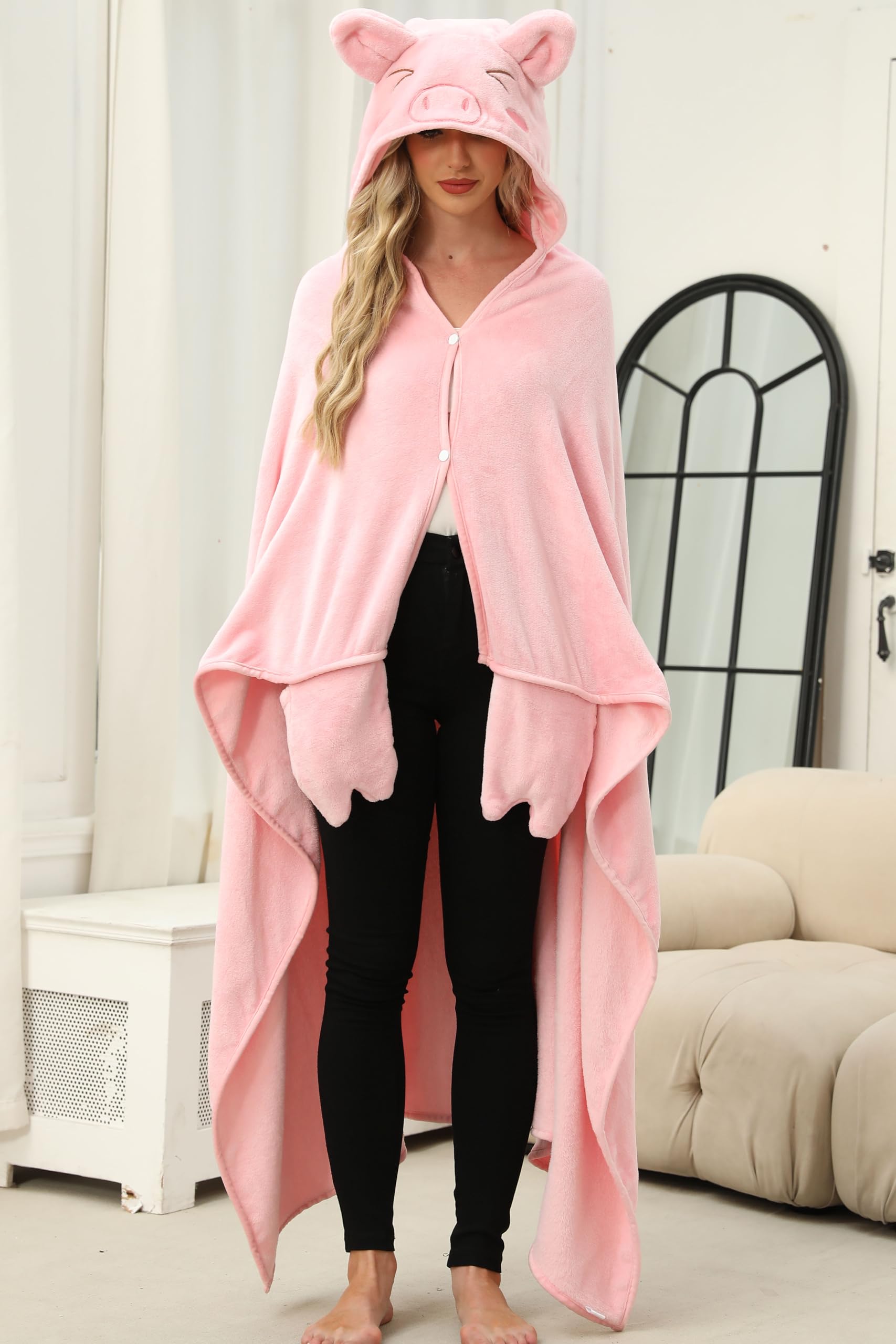 OUSIEDISIE blanket in use on sofa demonstrates hands-free comfort and relaxation