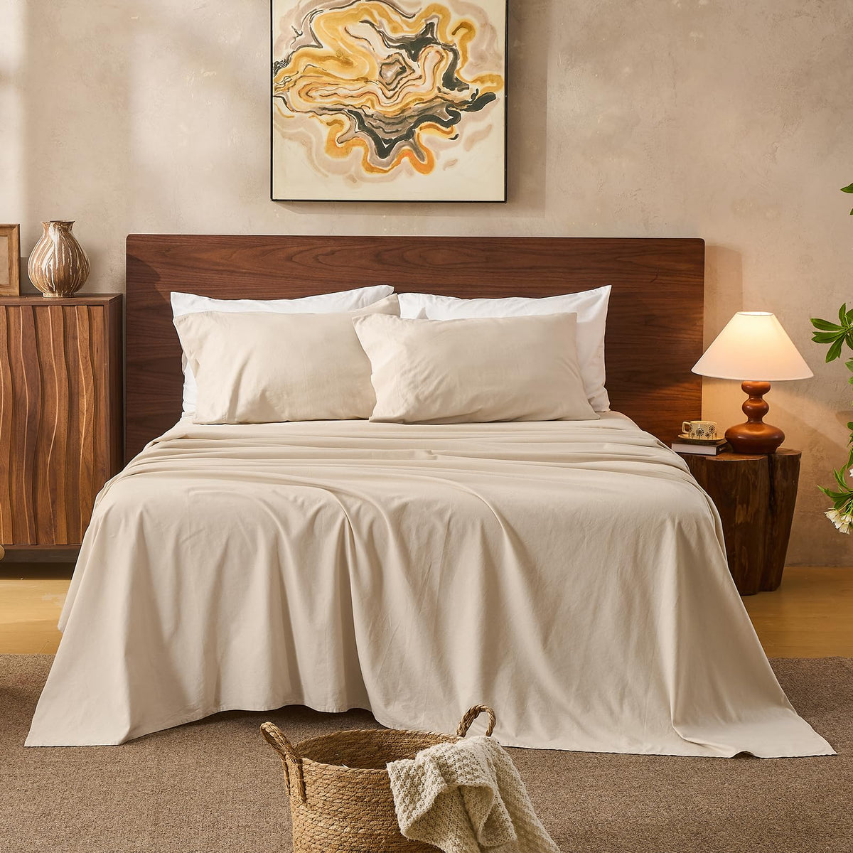 Overket front packaging showing queen linen set and product benefits