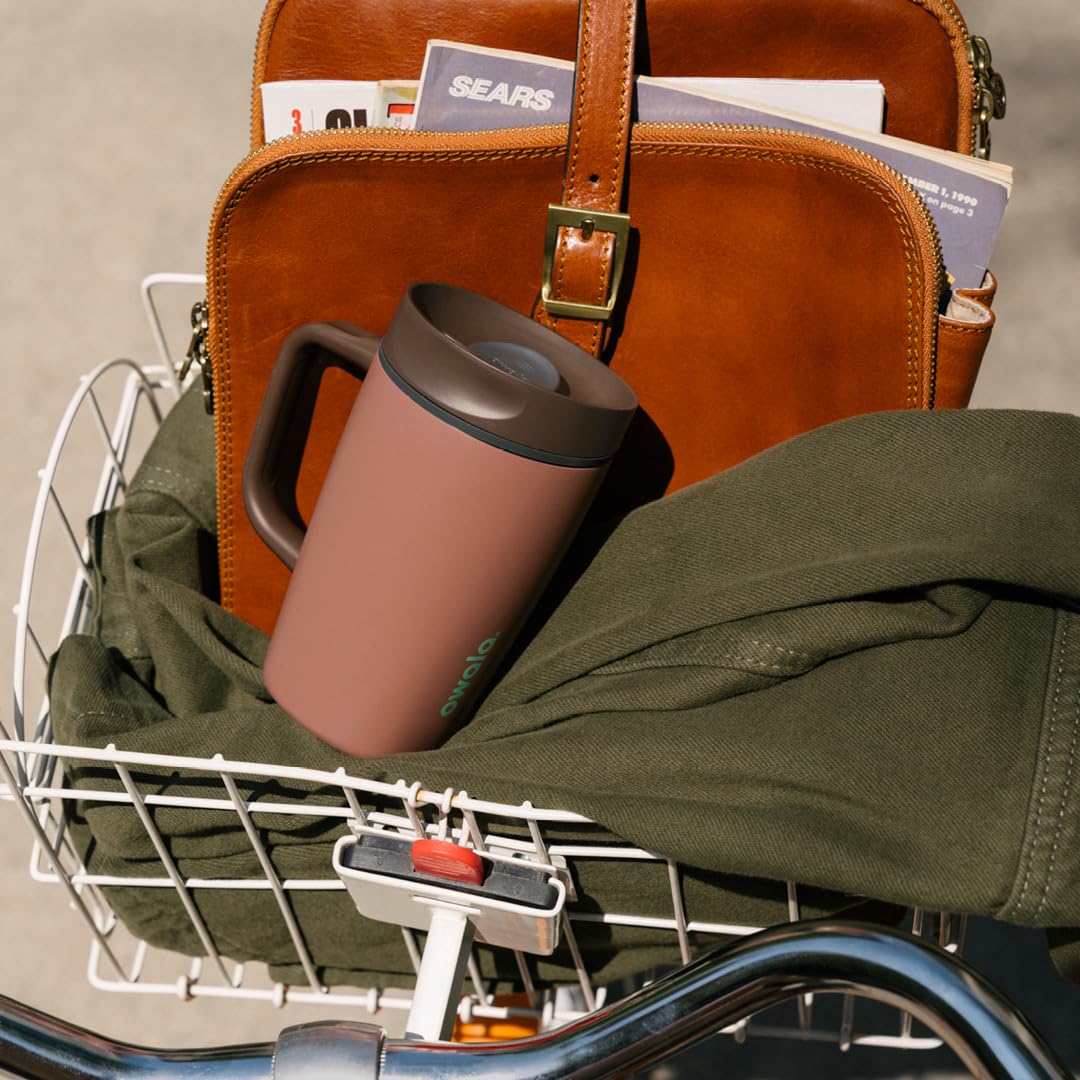Owala SmoothSip in commute scene showing convenient, leak-proof use