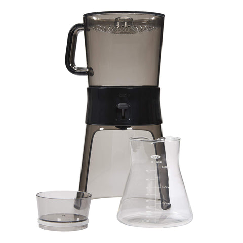 OXO carafe front view with measurements for precise cold brew portions