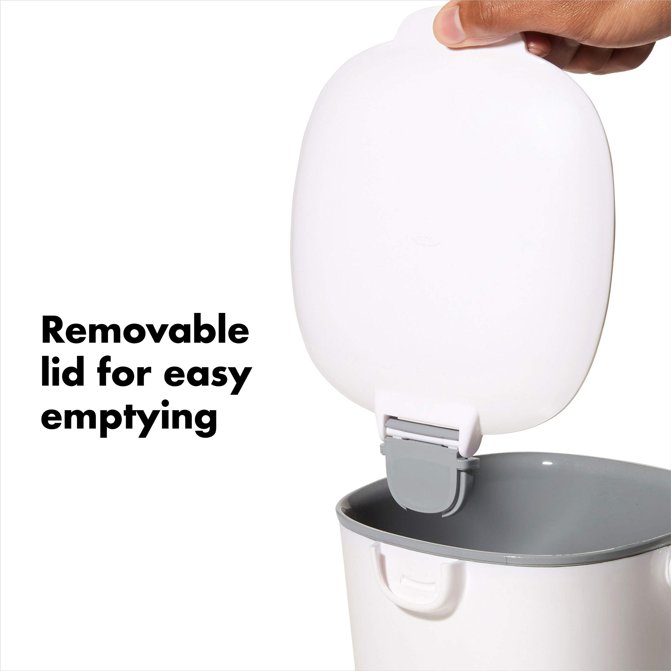 OXO Good Grips sturdy rotating handle close-up for comfortable transport