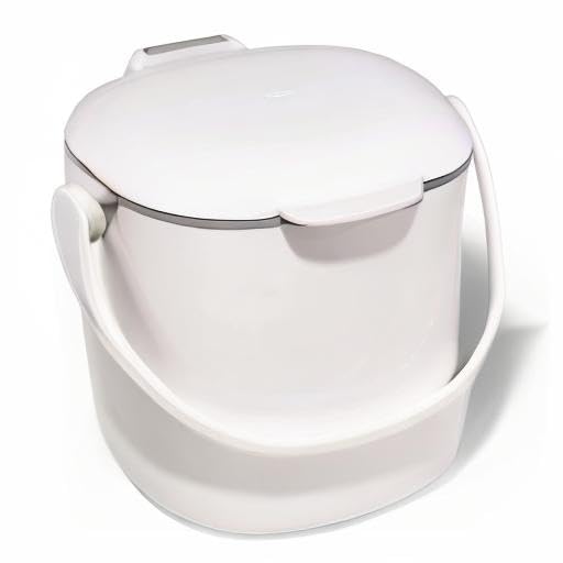 OXO Good Grips removable lid removed to show full interior access