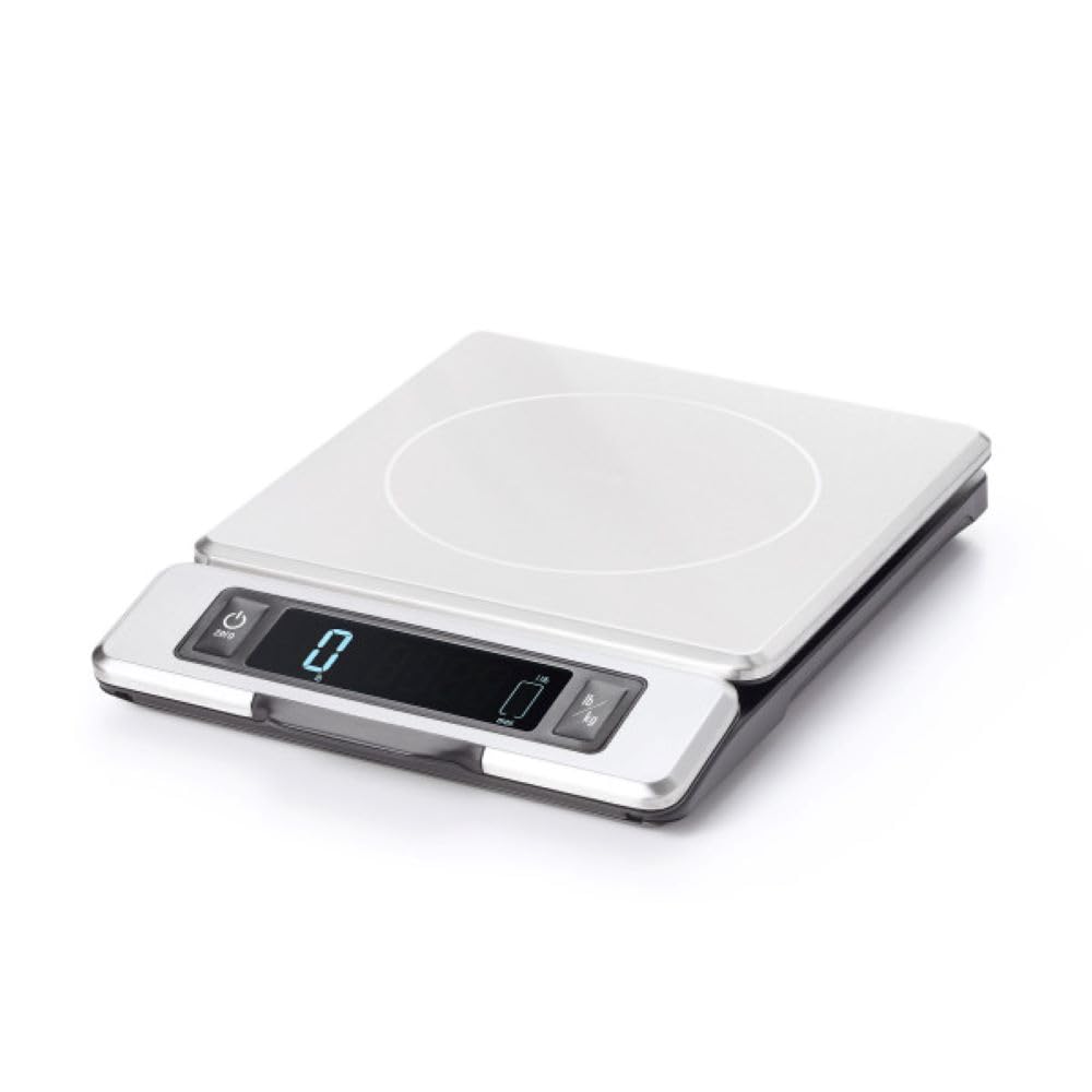 OXO front view showing compact scale and clear display, fast accurate readings